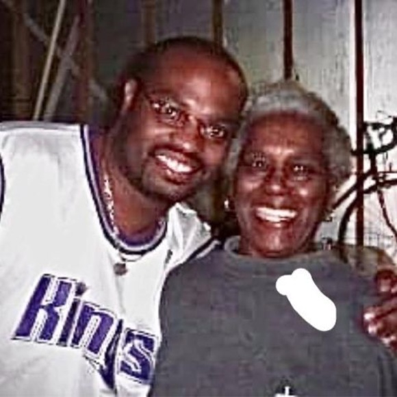 Meet your Posher, Kenny - Picture 1 of 1